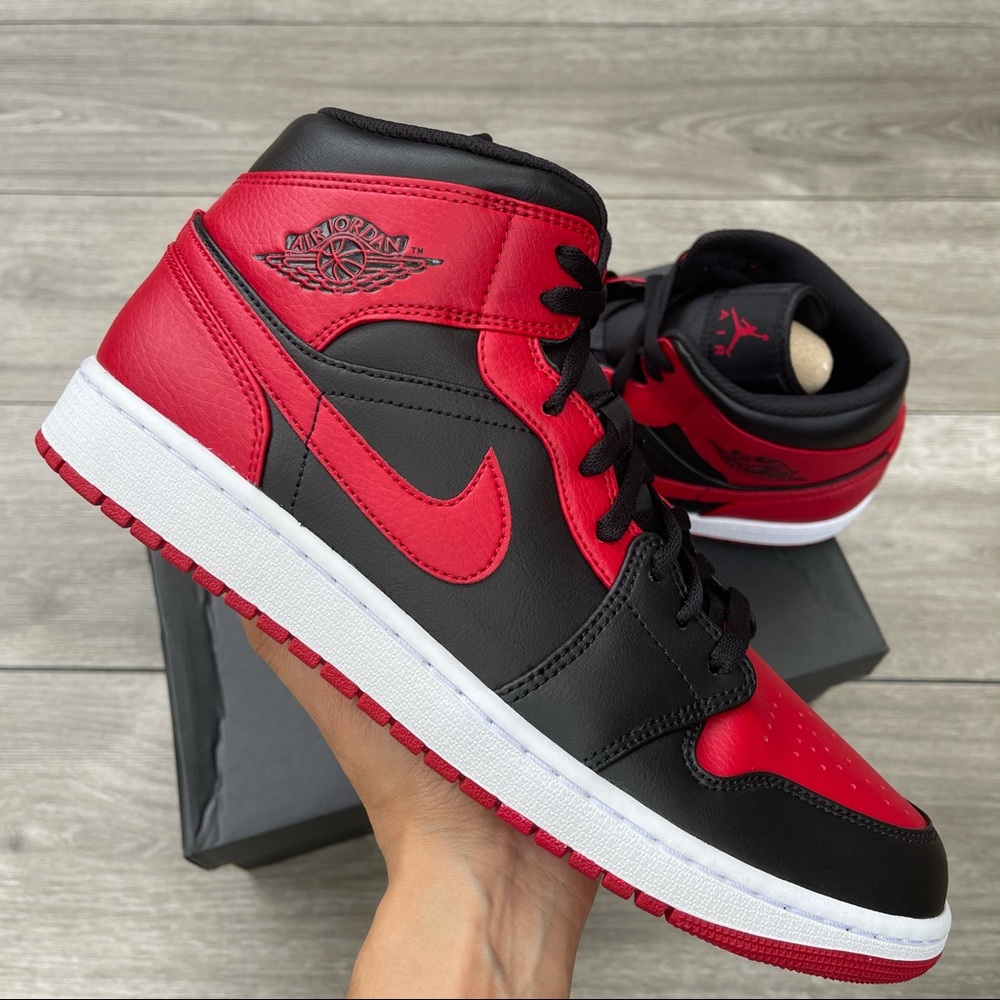 Air Jordan 1 Mid “Banned” Classic Red/Black Men’s - Picture 1 of 9